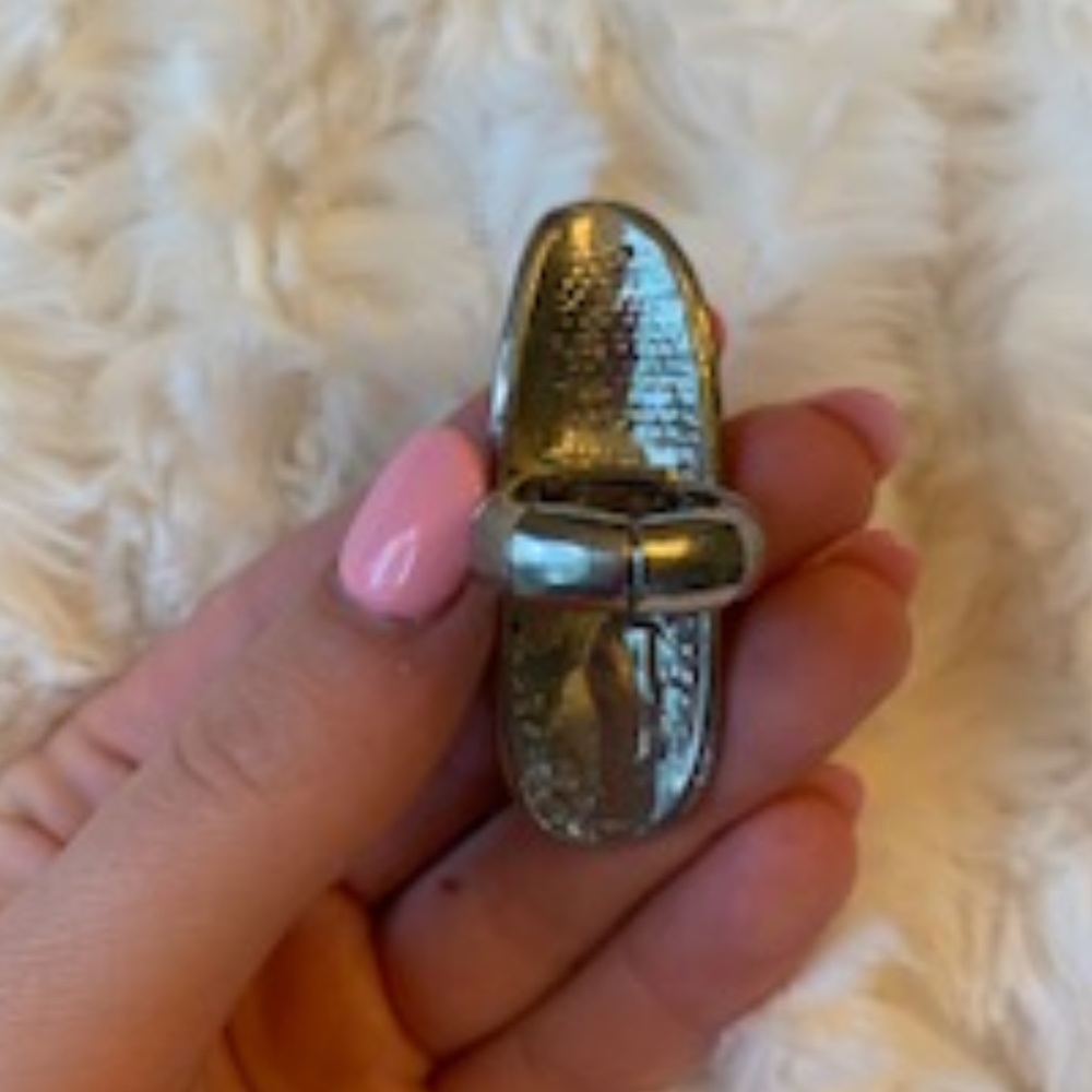 Silver Ring - Picture 4 of 5